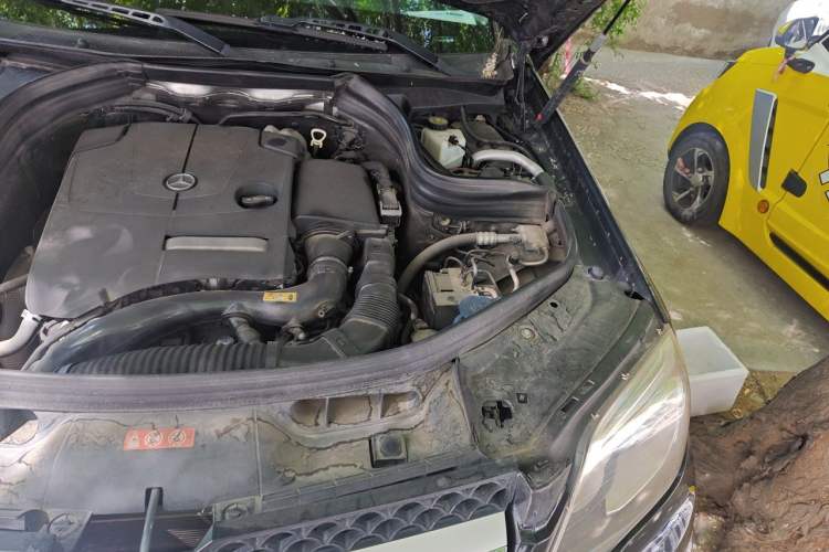 Used Mercedes-Benz GLK-Class 2015 GLK 260 4MATIC Dynamic Edition Ultimate Version Engine Bay Left