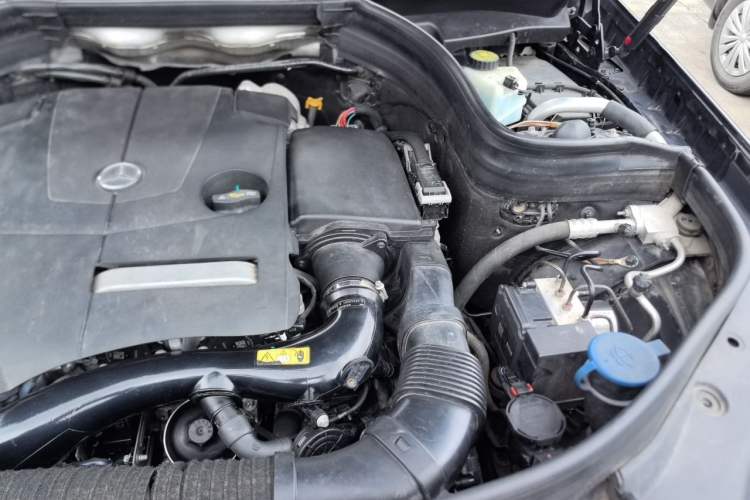 Used Mercedes-Benz GLK-Class 2015 GLK 260 4MATIC Dynamic Edition Ultimate Version Engine Bay Left
