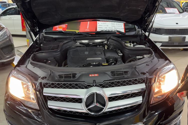 Used Mercedes-Benz GLK-Class 2015 GLK 260 4MATIC Dynamic Edition Ultimate Version Engine Bay