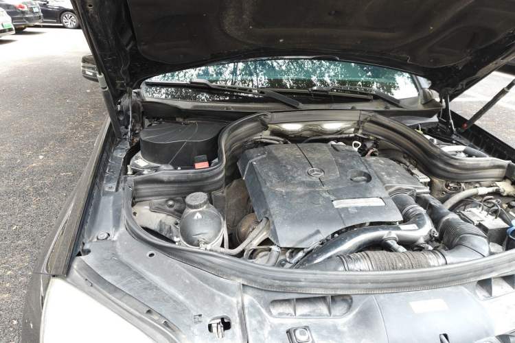 Used Mercedes-Benz GLK-Class 2015 GLK 260 4MATIC Dynamic Edition Ultimate Version Engine Bay Right