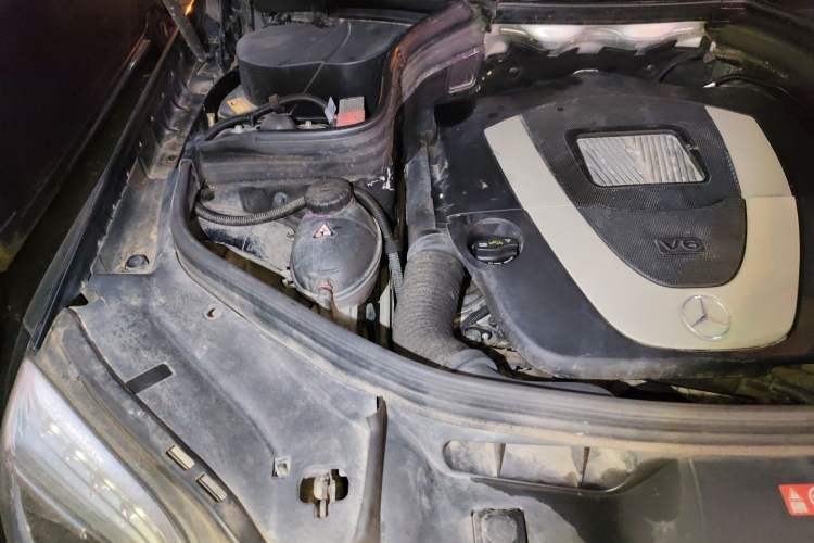 Used Mercedes-Benz GLK-Class 2015 GLK 300 4MATIC Fashion Edition Ultimate Version Engine Bay Right