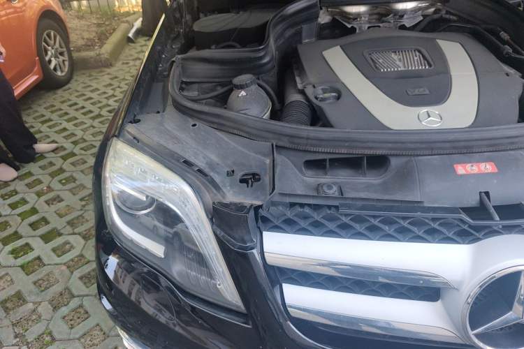 Used Mercedes-Benz GLK-Class 2015 GLK 300 4MATIC Fashion Edition Ultimate Version Engine Bay Right