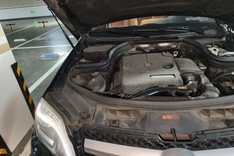 Used Mercedes-Benz GLK-Class 2015 GLK 260 4MATIC Fashion Edition Ultimate Version Engine Bay Right