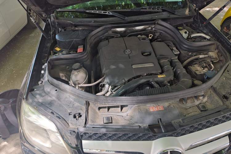 Used Mercedes-Benz GLK-Class 2015 GLK 260 4MATIC Dynamic Edition Ultimate Version Engine Bay Right