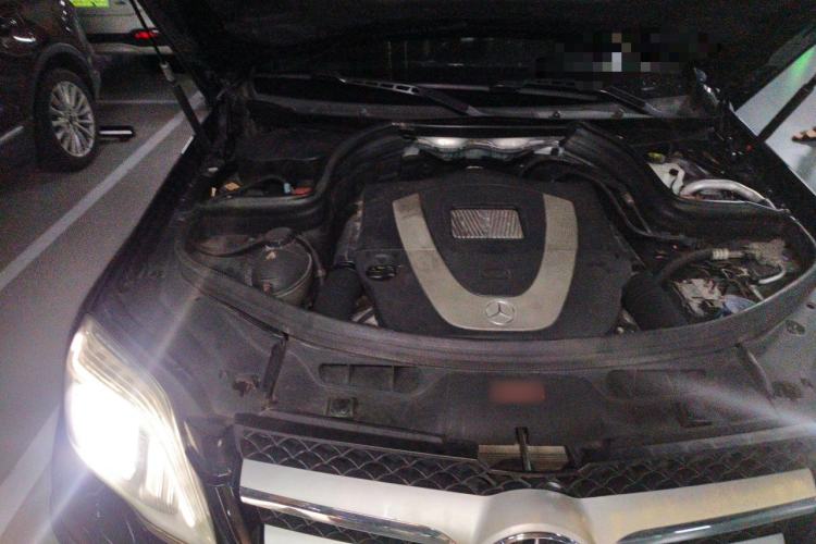 Used Mercedes-Benz GLK-Class 2015 GLK 300 4MATIC Fashion Edition Ultimate Version Engine Bay Right