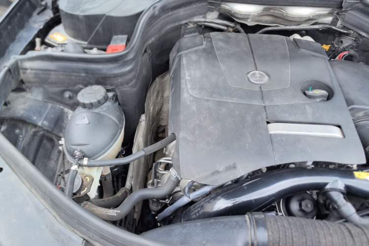 Used Mercedes-Benz GLK-Class 2015 GLK 260 4MATIC Dynamic Edition Ultimate Version Engine Bay Right