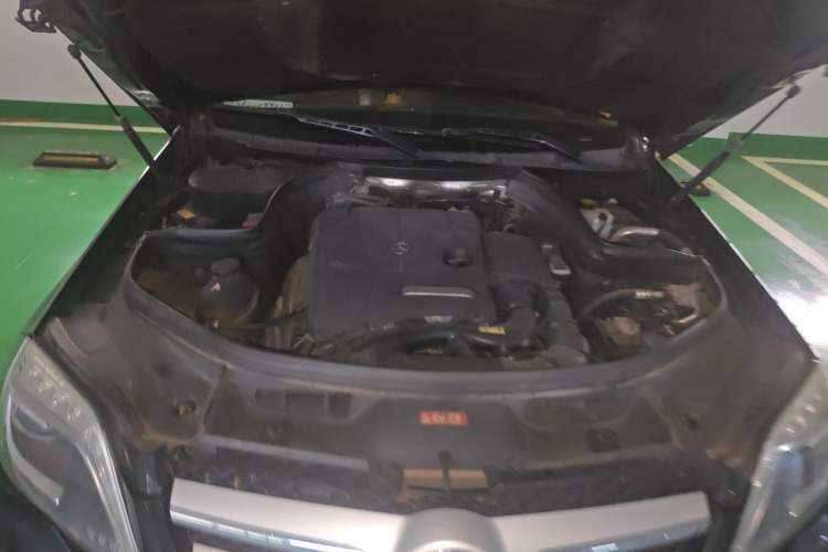 Used Mercedes-Benz GLK-Class 2015 GLK 260 4MATIC Fashion Edition Ultimate Version Engine Bay