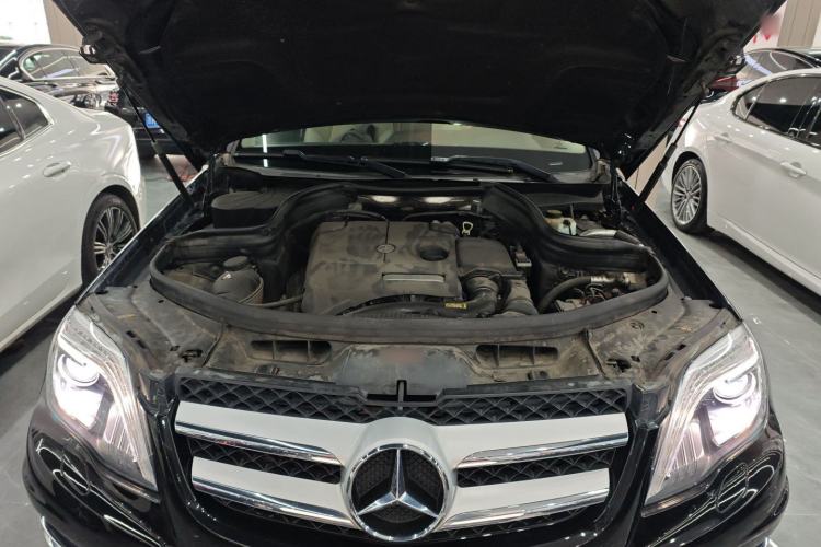 Used Mercedes-Benz GLK-Class 2015 GLK 260 4MATIC Fashion Edition Ultimate Version Engine Bay
