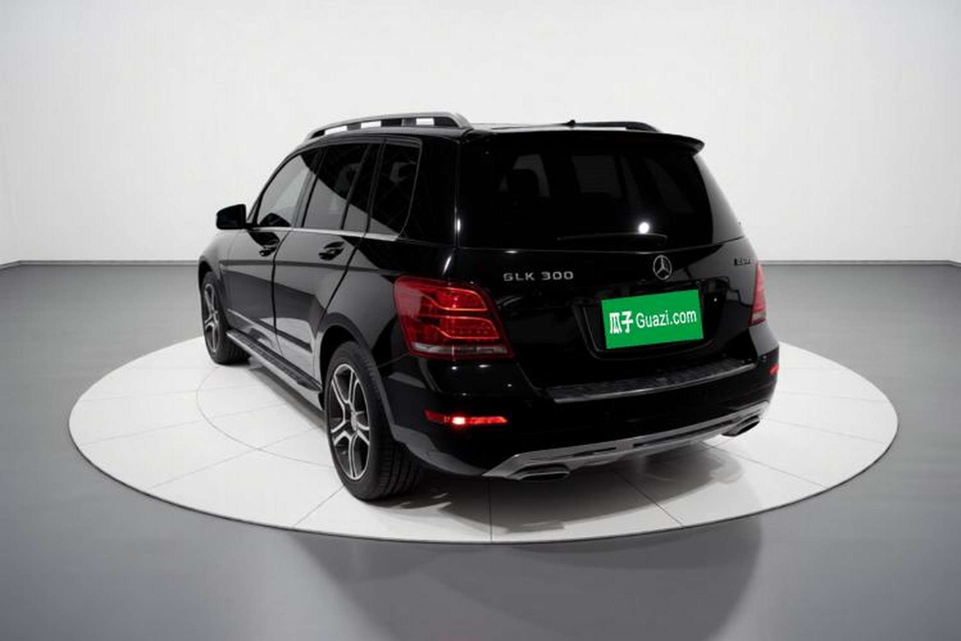 Used Mercedes-Benz GLK-Class 2015 GLK 300 4MATIC Fashion Edition Ultimate Version Exterior 3