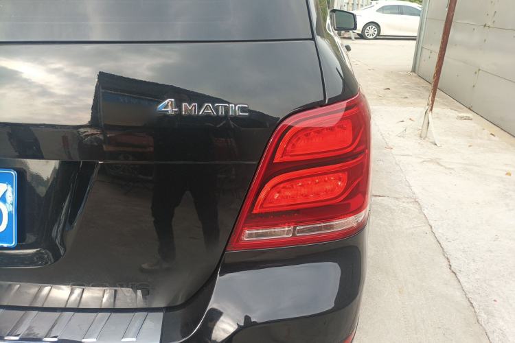 Used Mercedes-Benz GLK-Class 2015 GLK 300 4MATIC Fashion Edition Ultimate Version Exterior 3