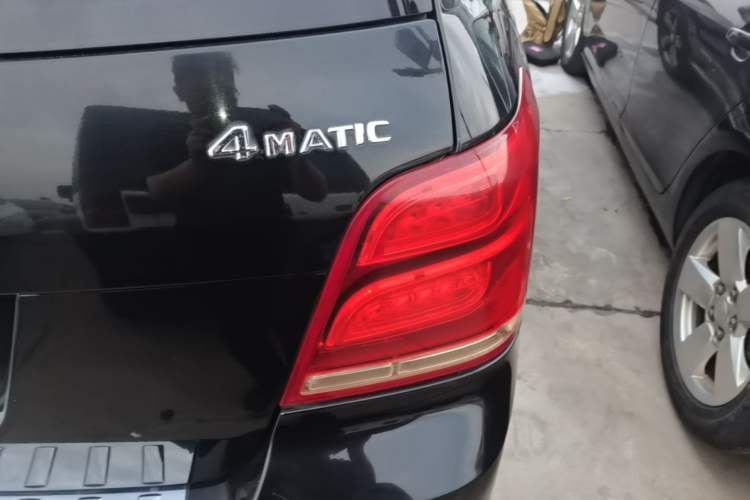 Used Mercedes-Benz GLK-Class 2015 GLK 260 4MATIC Fashion Edition Ultimate Version Exterior 3