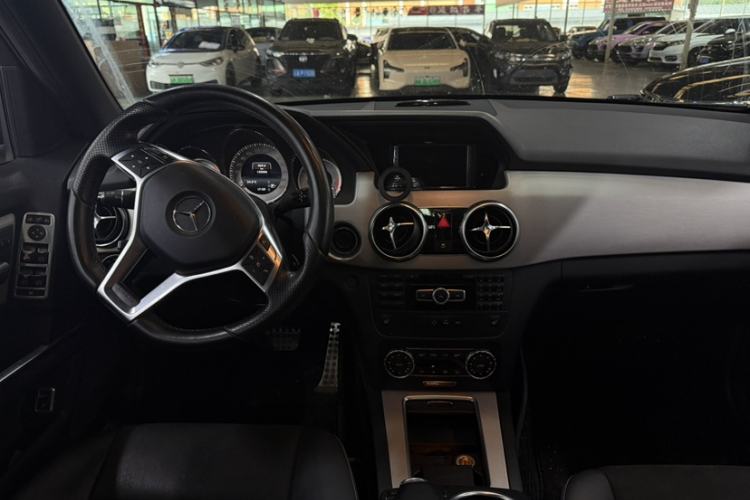 Used Mercedes-Benz GLK-Class 2015 GLK 260 4MATIC Fashion Edition Ultimate Version Exterior 6