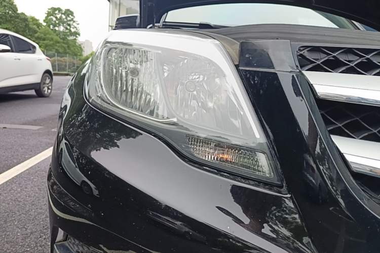 Used Mercedes-Benz GLK-Class 2015 GLK 260 4MATIC Dynamic Edition Ultimate Version Exterior 6