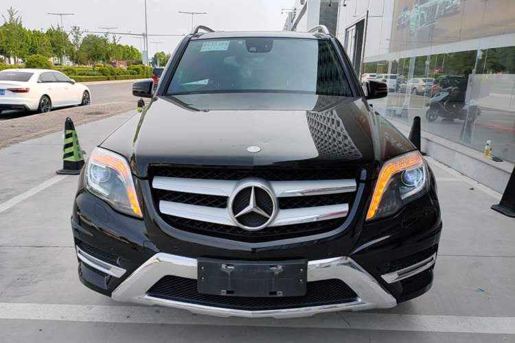 Used Mercedes-Benz GLK-Class 2015 GLK 300 4MATIC Fashion Edition Ultimate Version Front