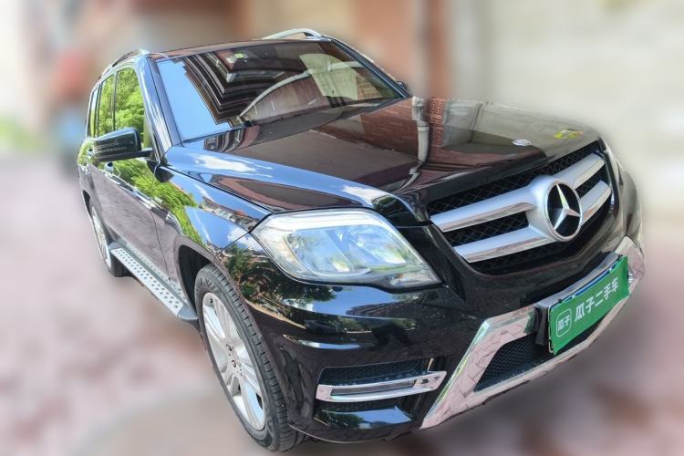 Used Mercedes-Benz GLK-Class 2015 GLK 260 4MATIC Fashion Edition Ultimate Version Front Right 45 Deg