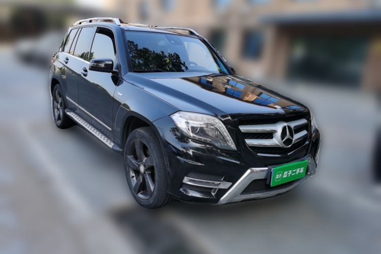 Used Mercedes-Benz GLK-Class 2015 GLK 260 4MATIC Fashion Edition Ultimate Version Front Right 45 Deg