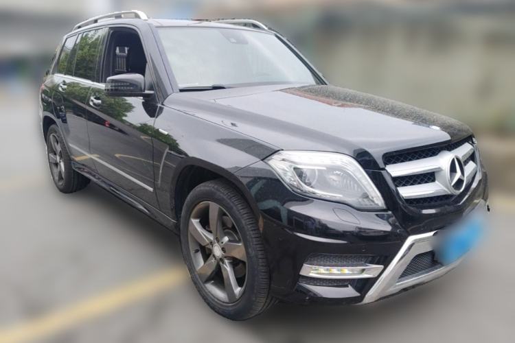 Used Mercedes-Benz GLK-Class 2015 GLK 260 4MATIC Fashion Edition Ultimate Version Front Right 45 Deg