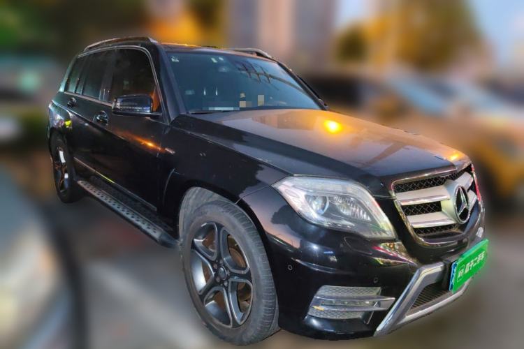Used Mercedes-Benz GLK-Class 2015 GLK 300 4MATIC Fashion Edition Ultimate Version Front Right 45 Deg