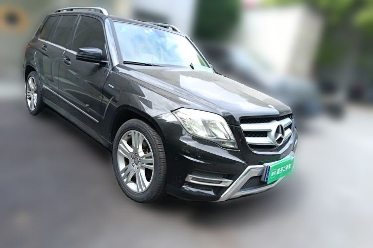 Used Mercedes-Benz GLK-Class 2015 GLK 260 4MATIC Dynamic Edition Ultimate Version Front Right 45 Deg