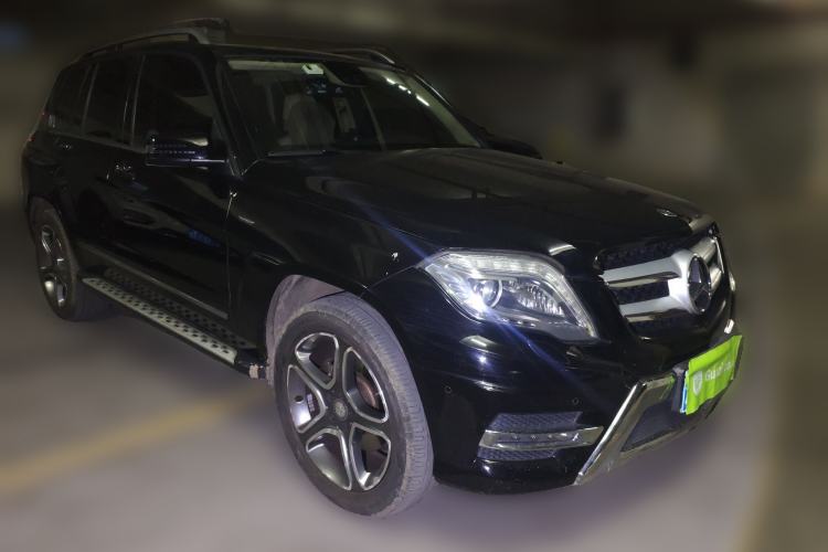 Used Mercedes-Benz GLK-Class 2015 GLK 300 4MATIC Fashion Edition Ultimate Version Front Right 45 Deg