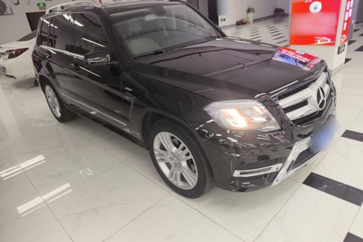 Used Mercedes-Benz GLK-Class 2015 GLK 260 4MATIC Dynamic Edition Ultimate Version Front Right 45 Deg