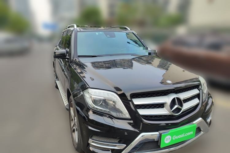 Used Mercedes-Benz GLK-Class 2015 GLK 300 4MATIC Fashion Edition Ultimate Version Front Right 45 Deg