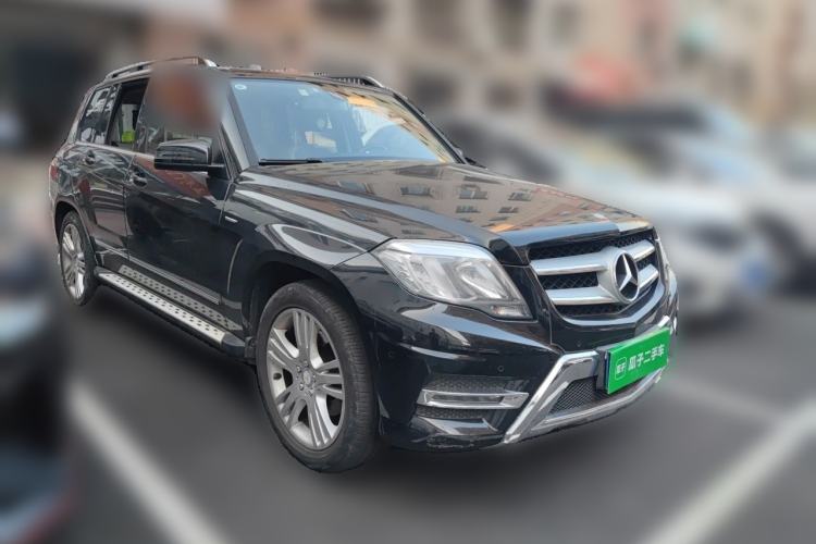 Used Mercedes-Benz GLK-Class 2015 GLK 260 4MATIC Dynamic Edition Ultimate Version Front Right 45 Deg