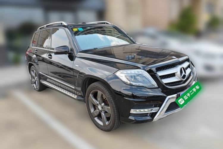 Used Mercedes-Benz GLK-Class 2015 GLK 260 4MATIC Fashion Edition Ultimate Version Front Right 45 Deg