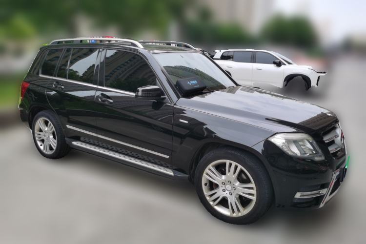 Used Mercedes-Benz GLK-Class 2015 GLK 260 4MATIC Dynamic Edition Ultimate Version Front Right 45 Deg