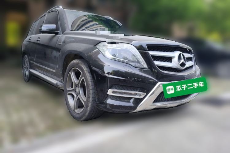 Used Mercedes-Benz GLK-Class 2015 GLK 300 4MATIC Fashion Edition Ultimate Version Front Right 45 Deg