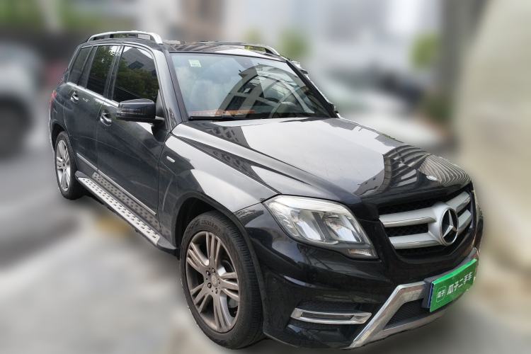 Used Mercedes-Benz GLK-Class 2015 GLK 260 4MATIC Dynamic Edition Ultimate Version Front Right 45 Deg