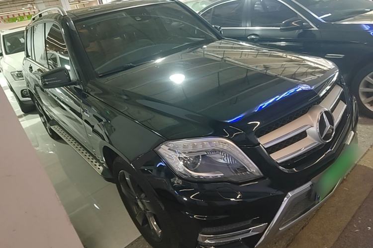 Used Mercedes-Benz GLK-Class 2015 GLK 260 4MATIC Fashion Edition Ultimate Version Front Right 45 Deg
