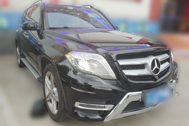 Used Mercedes-Benz GLK-Class 2015 GLK 300 4MATIC Luxury Ultimate Edition Front Right 45 Deg