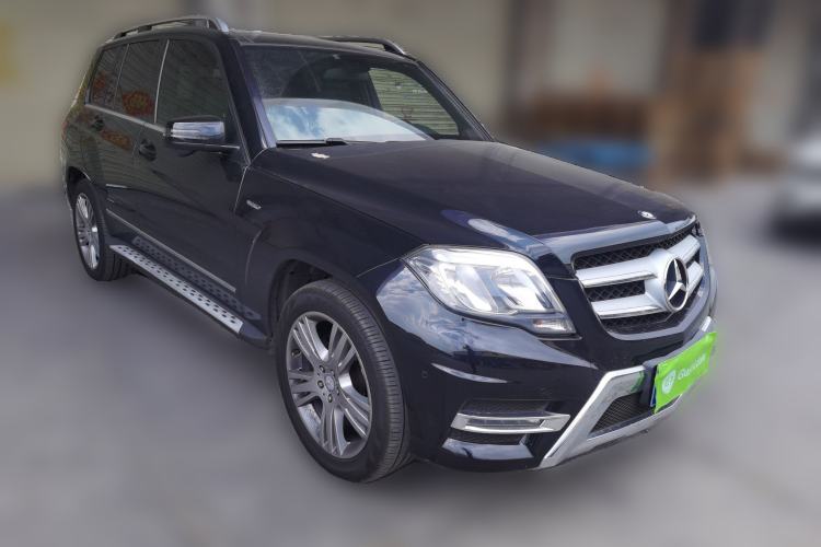 Used Mercedes-Benz GLK-Class 2015 GLK 260 4MATIC Dynamic Edition Ultimate Version Front Right 45 Deg