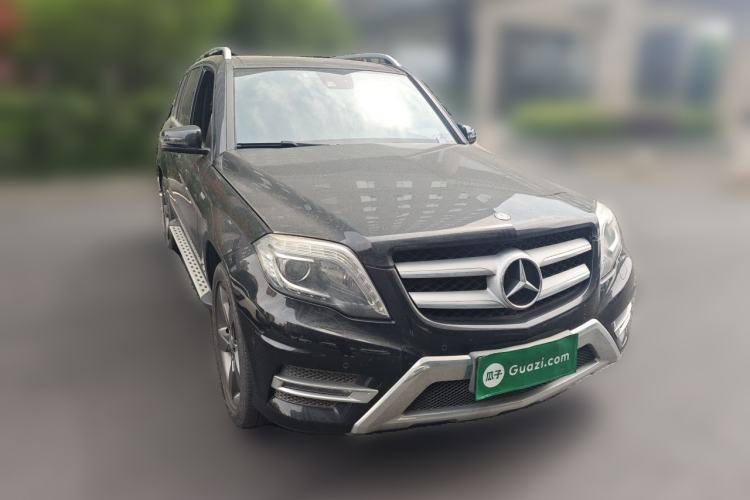 Used Mercedes-Benz GLK-Class 2015 GLK 260 4MATIC Fashion Edition Ultimate Version Front Right 45 Deg