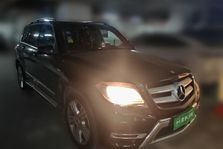 Used Mercedes-Benz GLK-Class 2015 GLK 260 4MATIC Dynamic Edition Ultimate Version Front Right 45 Deg