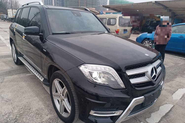 Used Mercedes-Benz GLK-Class 2015 GLK 300 4MATIC Luxury Ultimate Edition Front Right 45 Deg