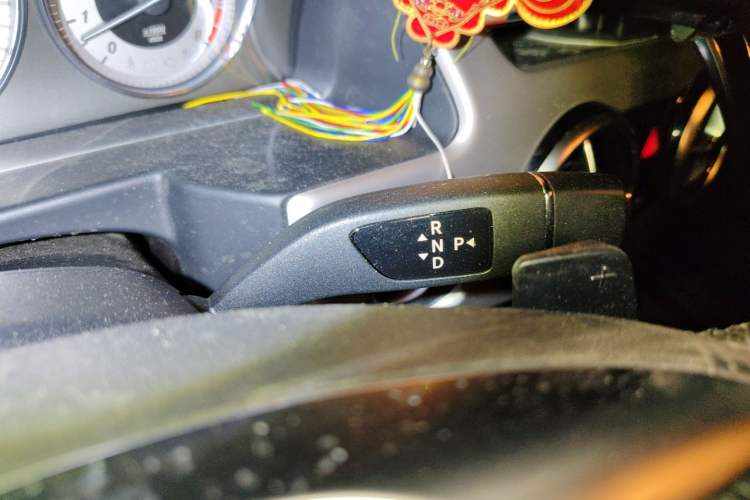 Used Mercedes-Benz GLK-Class 2015 GLK 300 4MATIC Fashion Edition Ultimate Version Gear Lever