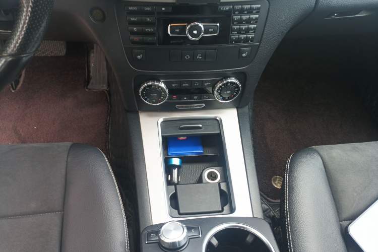 Used Mercedes-Benz GLK-Class 2015 GLK 300 4MATIC Fashion Edition Ultimate Version Gear Lever