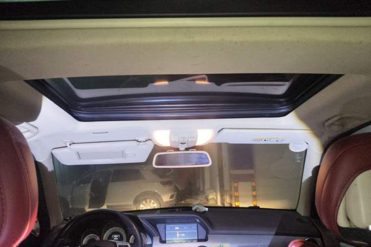 Used Mercedes-Benz GLK-Class 2015 GLK 260 4MATIC Dynamic Edition Ultimate Version Headliner