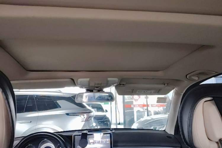 Used Mercedes-Benz GLK-Class 2015 GLK 260 4MATIC Dynamic Edition Ultimate Version Headliner