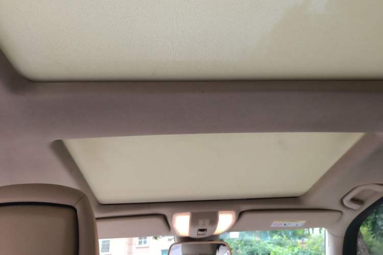Used Mercedes-Benz GLK-Class 2015 GLK 260 4MATIC Fashion Edition Ultimate Version Headliner