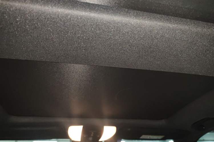 Used Mercedes-Benz GLK-Class 2015 GLK 260 4MATIC Fashion Edition Ultimate Version Headliner
