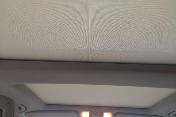 Used Mercedes-Benz GLK-Class 2015 GLK 260 4MATIC Dynamic Edition Ultimate Version Headliner