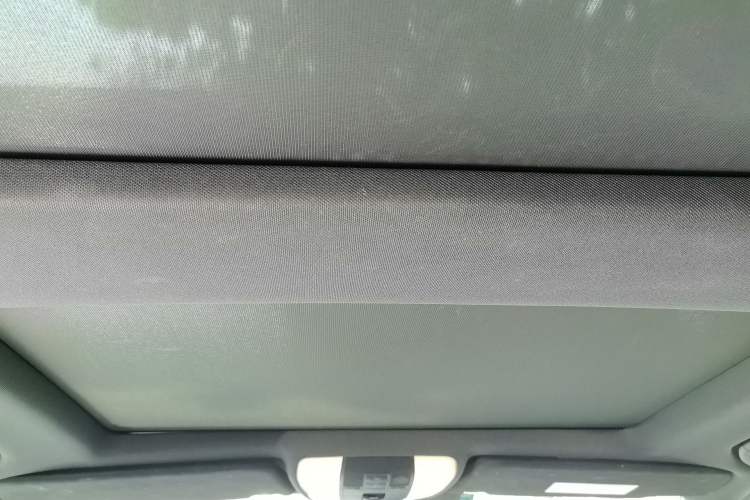 Used Mercedes-Benz GLK-Class 2015 GLK 260 4MATIC Dynamic Edition Ultimate Version Headliner
