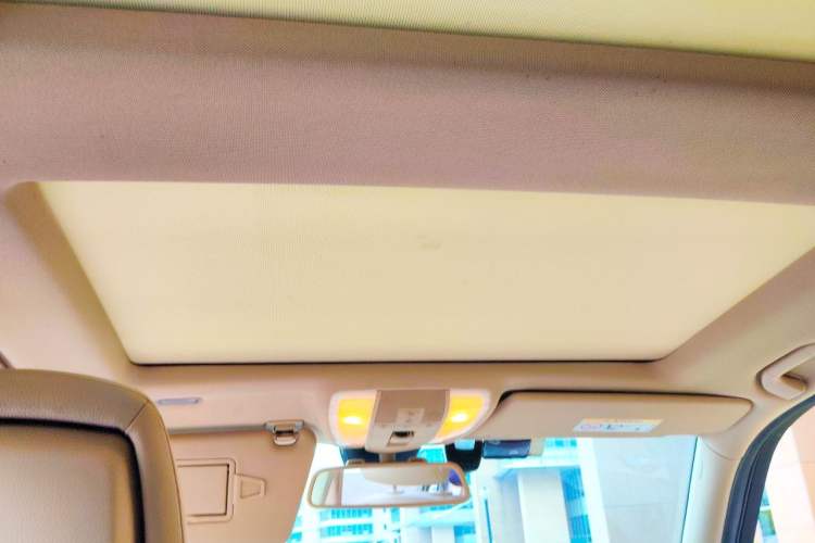 Used Mercedes-Benz GLK-Class 2015 GLK 260 4MATIC Dynamic Edition Ultimate Version Headliner