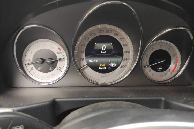 Used Mercedes-Benz GLK-Class 2015 GLK 260 4MATIC Fashion Edition Ultimate Version Instrument Cluster