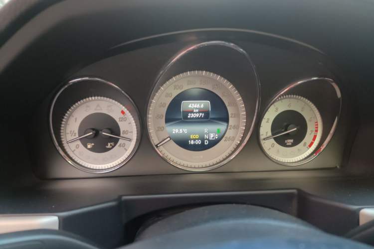 Used Mercedes-Benz GLK-Class 2015 GLK 260 4MATIC Dynamic Edition Ultimate Version Instrument Cluster