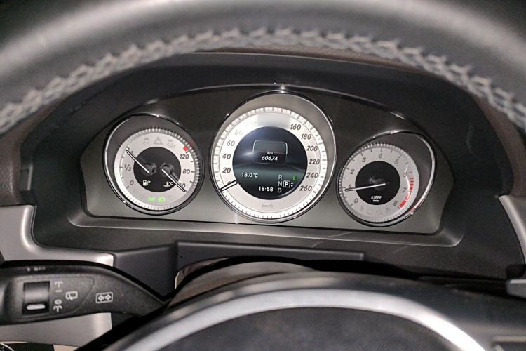 Used Mercedes-Benz GLK-Class 2015 GLK 300 4MATIC Fashion Edition Ultimate Version Instrument Cluster