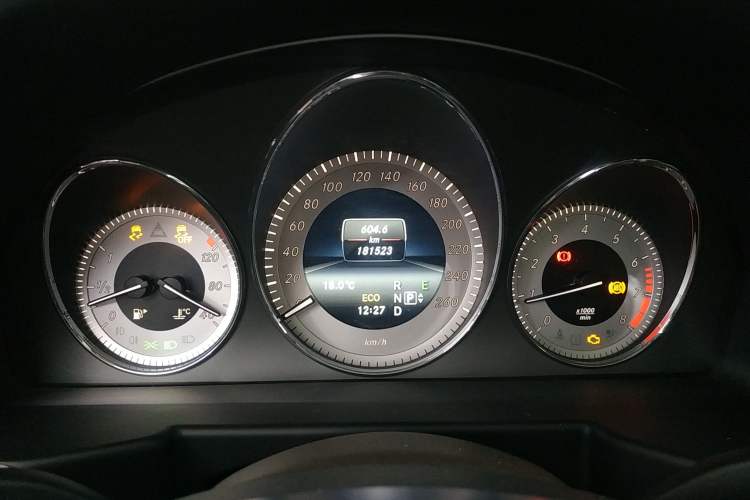 Used Mercedes-Benz GLK-Class 2015 GLK 260 4MATIC Dynamic Edition Ultimate Version Instrument Cluster